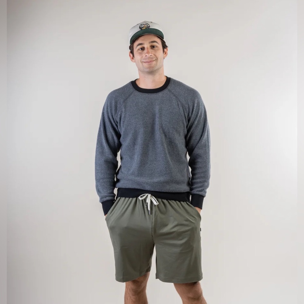 FEAT:‎ Mens BlanketBlend Move XXL Short in Dark Sage